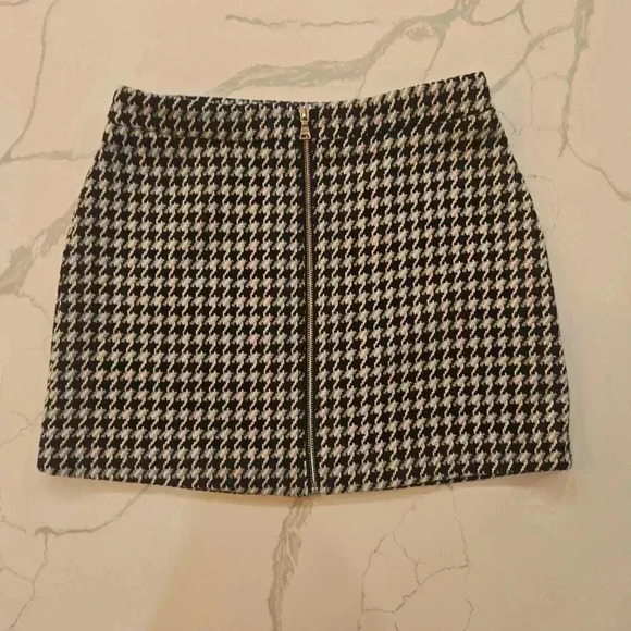 Express Houndstooth Wool  Full Zip Mini Skirt Black Gray White Womens Size 8 - Picture 1 of 7